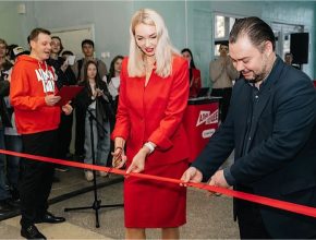 Торжественное перерезание красной ленты на открытии коворкинга Альфа-Банка в Пермском Политехе