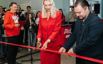 Торжественное перерезание красной ленты на открытии коворкинга Альфа-Банка в Пермском Политехе