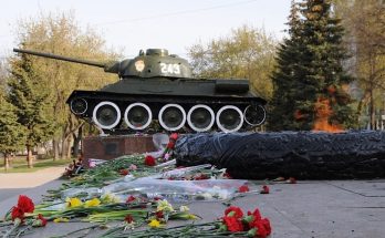 Мемориальный комплекс с Вечным огнем в Перми